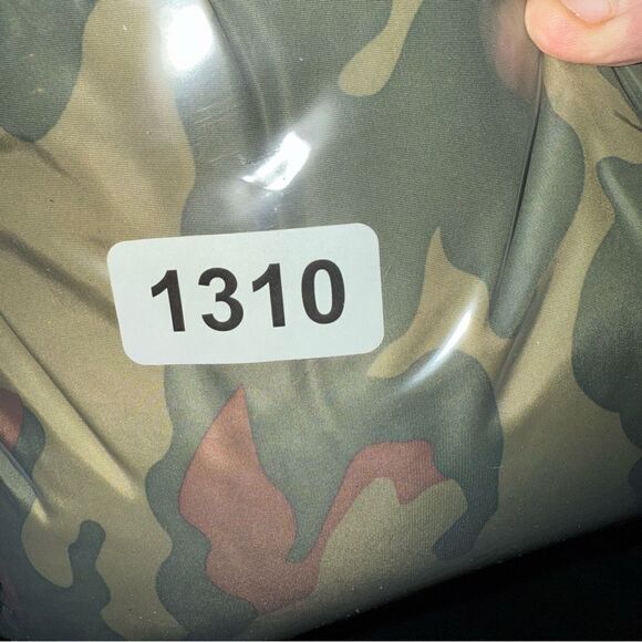 twenty twenty toddler 3t camo zip up puffer coat. - Picture 4 of 4